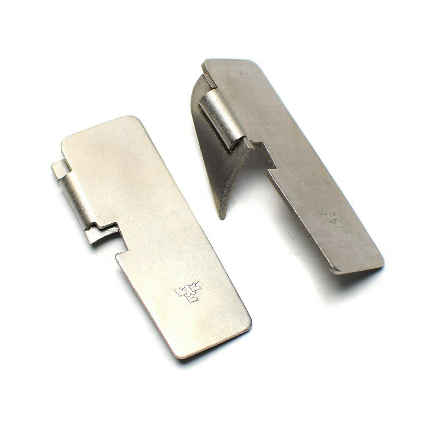 Švedijos kariuomenės plieninis skardinių atidarytuvas – kompaktiškas, patvarus ir lengvas išgyvenimo įrankis.