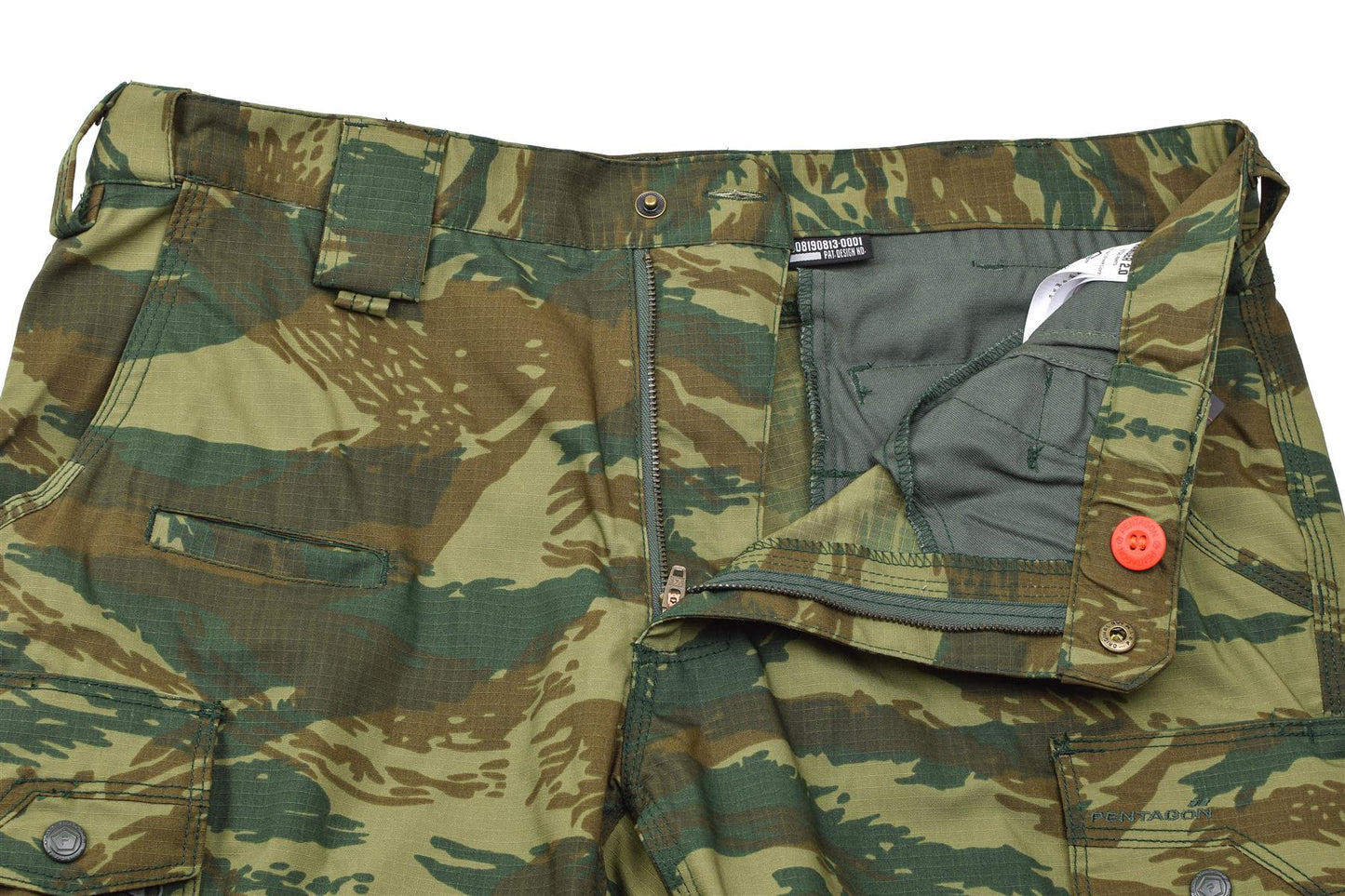 PENTAGON Ranger 2.0 karinio stiliaus kelnės su camouflage raštu, YKK užtrauktuku ir kišenėmis.