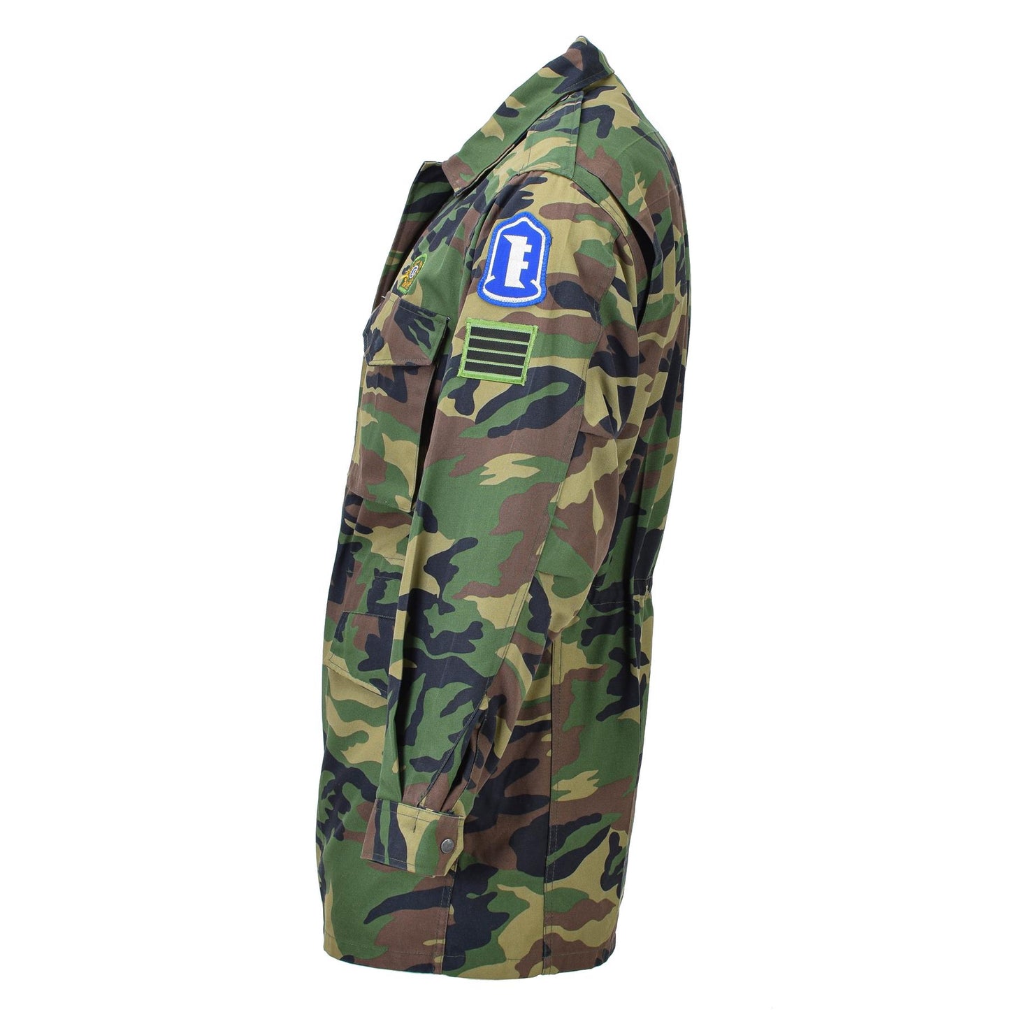 Pietų Korėjos kariuomenės uniforminis švarkas M90 marginimas su kamufliažo raštu ir praktiškomis kišenėmis.