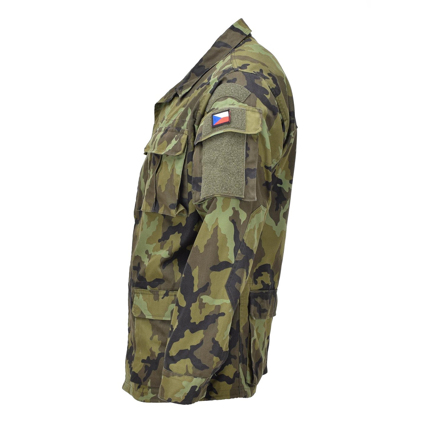 Cekijos kariuomenes lauko svarkas leaf marginimas su kamufliazine spalva ir Cekijos veliavos emblema ant rankoves