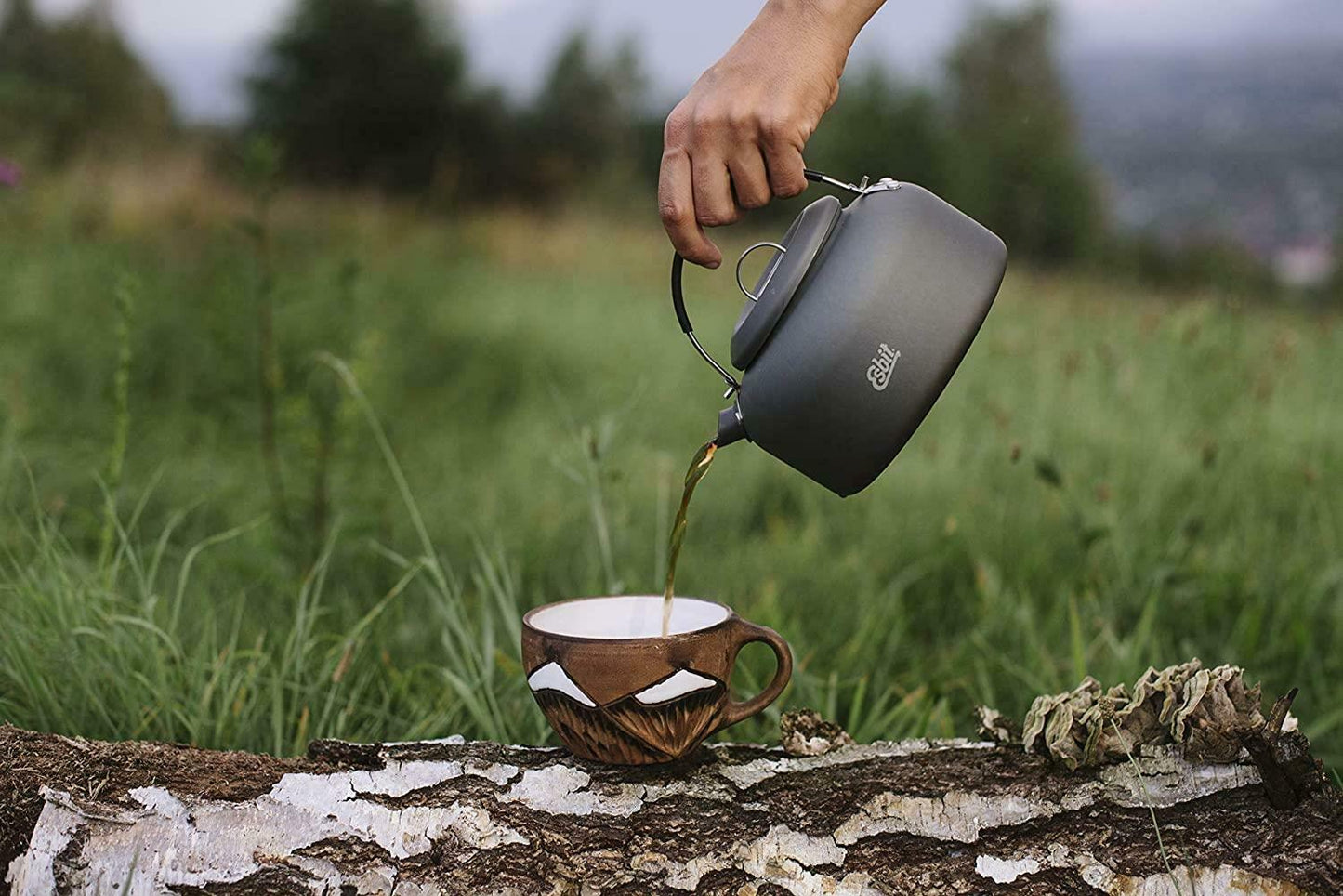 Mini virdulys ESBIT nauodojamas lauke stovyklaujant