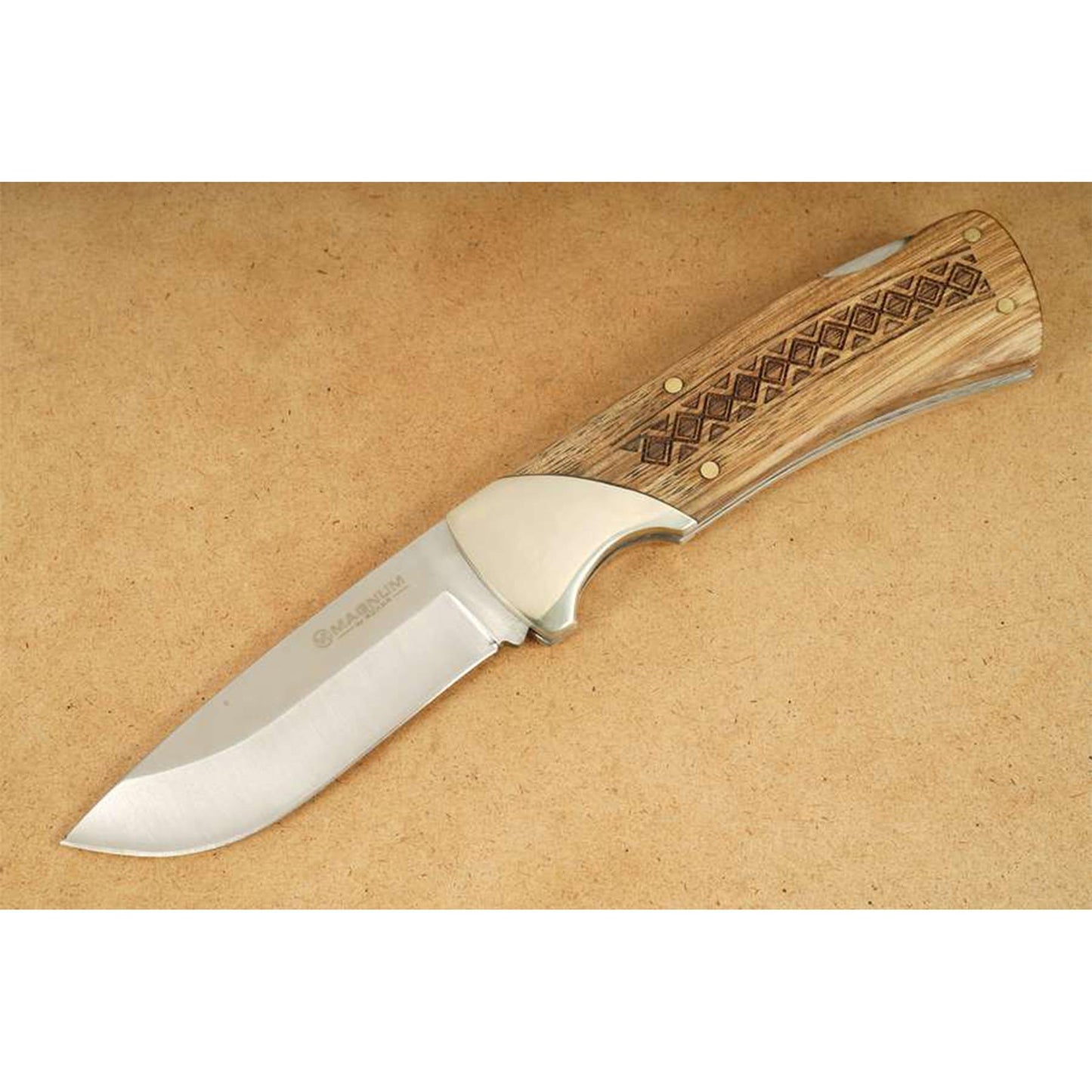 BOKER Woodcraft kasdienis peilis su 440A plieno geležte ir medine rankena, graviruotu dekoratyviu raštu