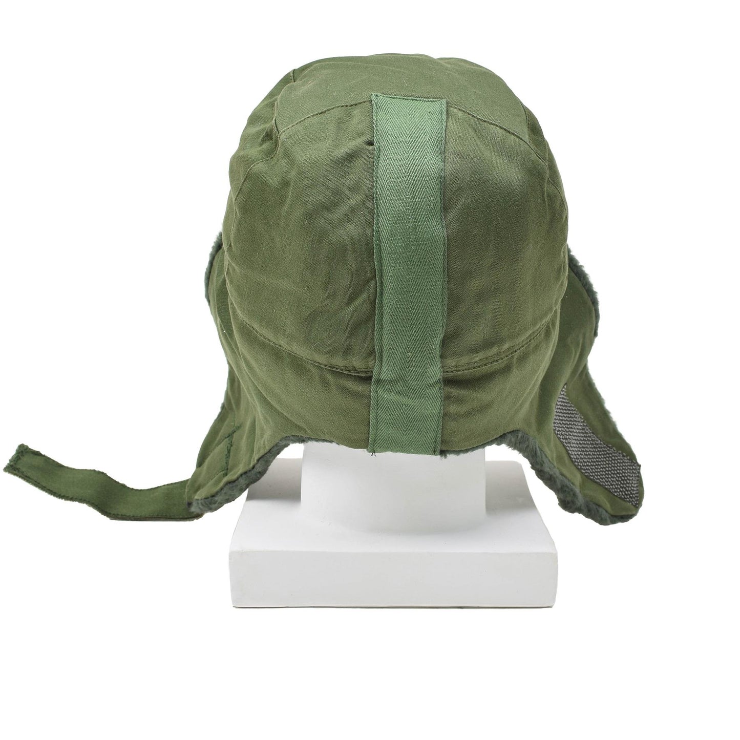 Švedijos kariuomenės vintažinė žieminė kepurė su snapeliu, žalia, su ausų kraštais ir šiltu pamušalu.