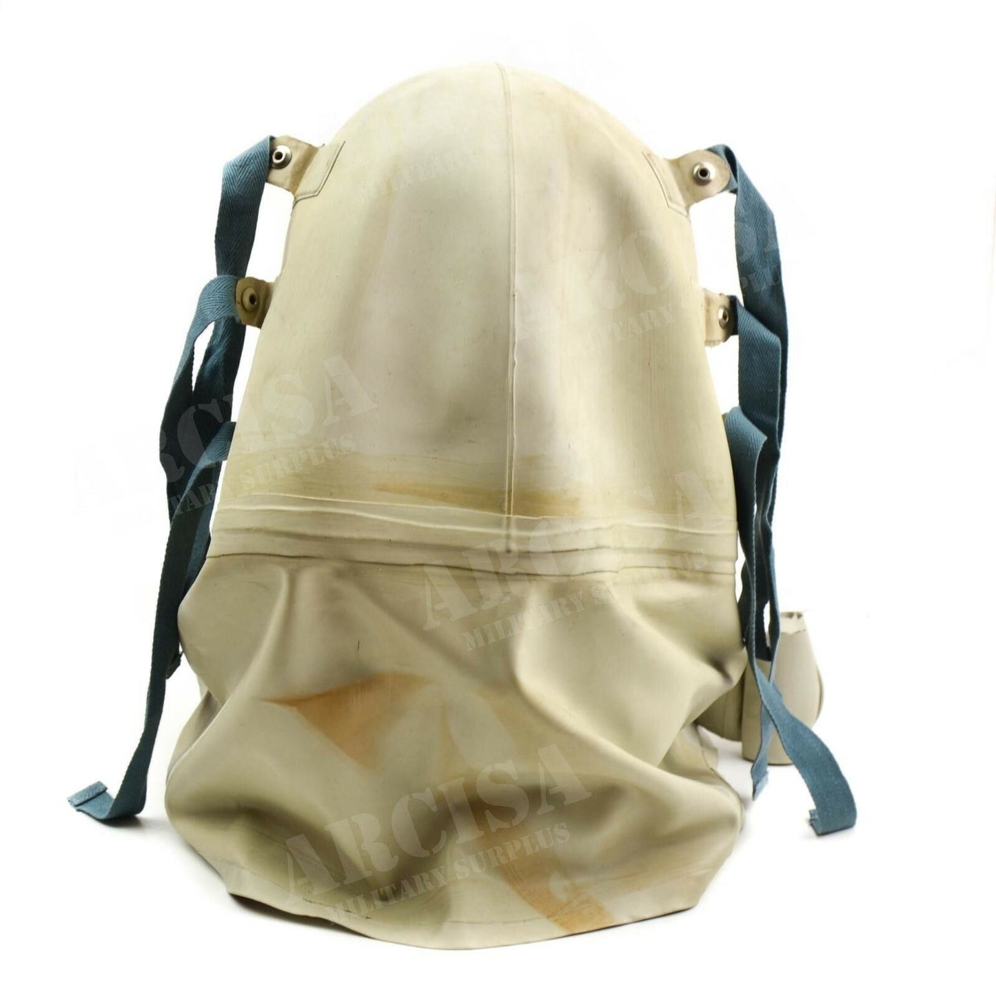 Lenkijos kariuomenės vintažinė SR1 dujokaukė su žarna ir filtru, sovietinės eros karinė įranga.