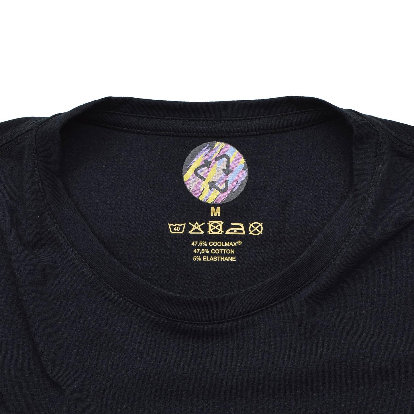 Olandijos kariuomenės marškinėliai coolmax technologija Juodi su medžiagų sudėtimi ir skalbimo instrukcijomis.