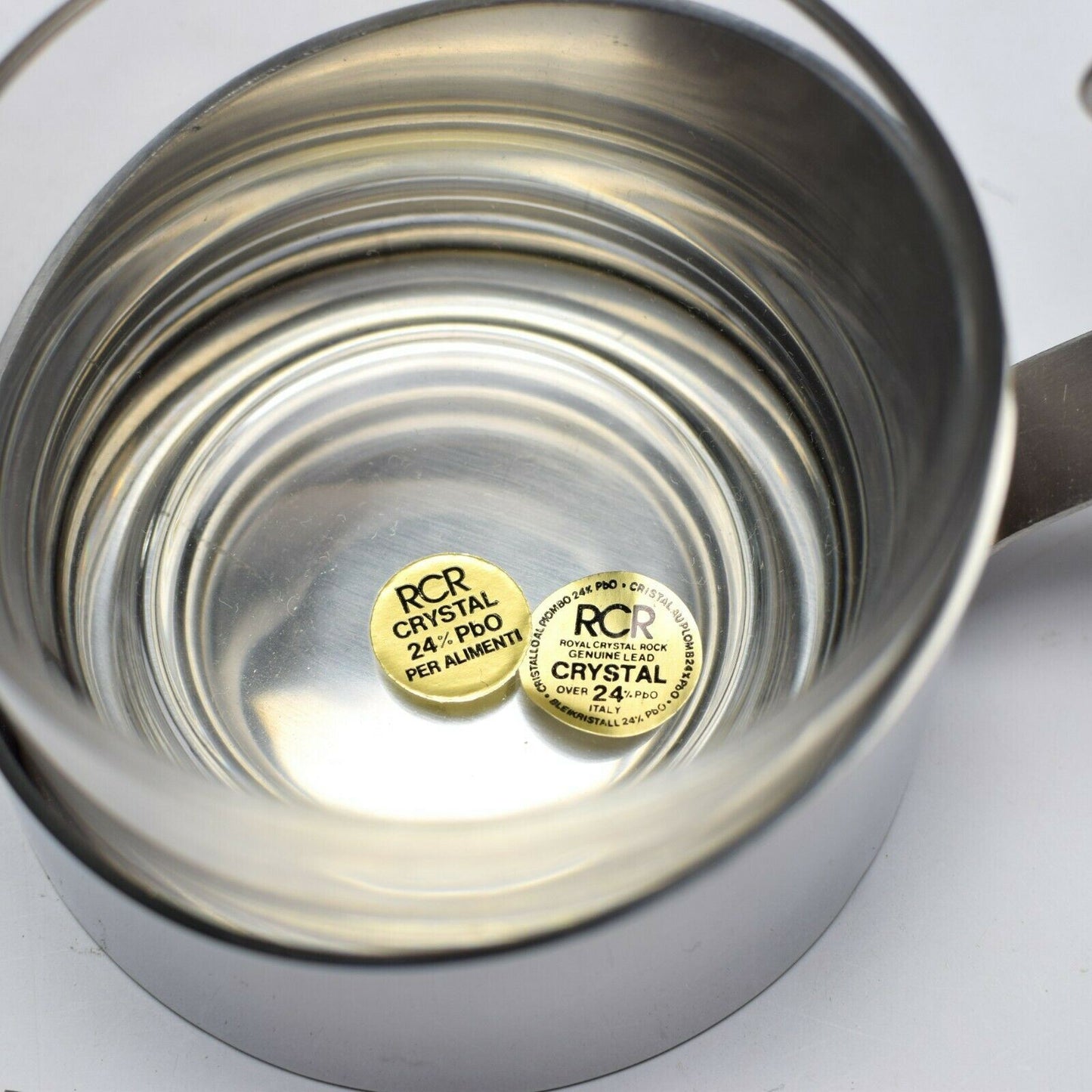 Italijos kariuomenės sūrio laikymo indas iš nerūdijančio plieno su stikline vidine dalimi.