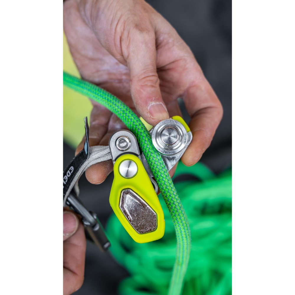 Edelrid Ohmega saugojimo stabdymo asistentas su skriemuliu 8,6–10,5 mm virvei