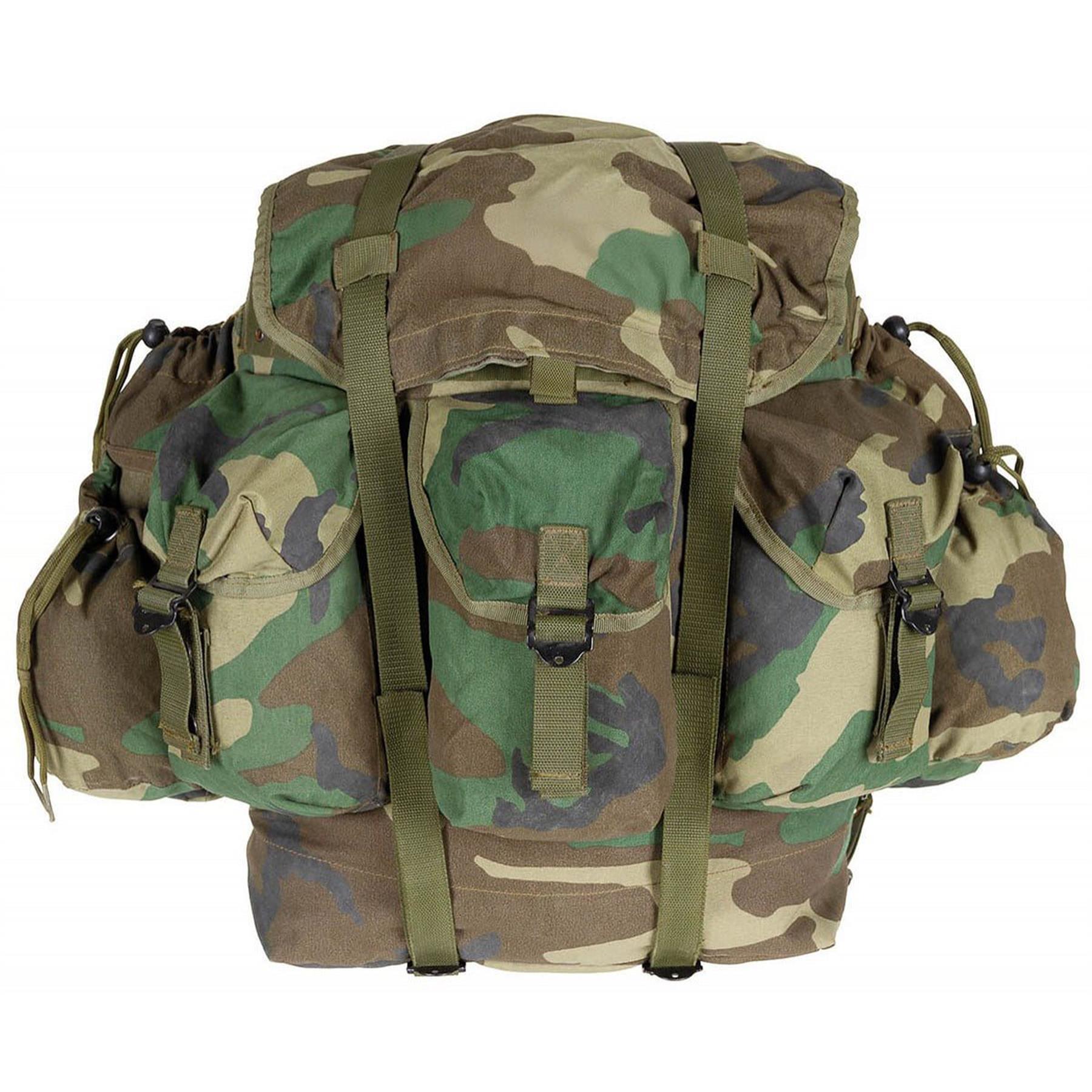 Turkijos kariuomenės 40L kuprinė Cordura medžiagos Woodland marginimo, tvirta ir funkcionali karinė kuprinė.