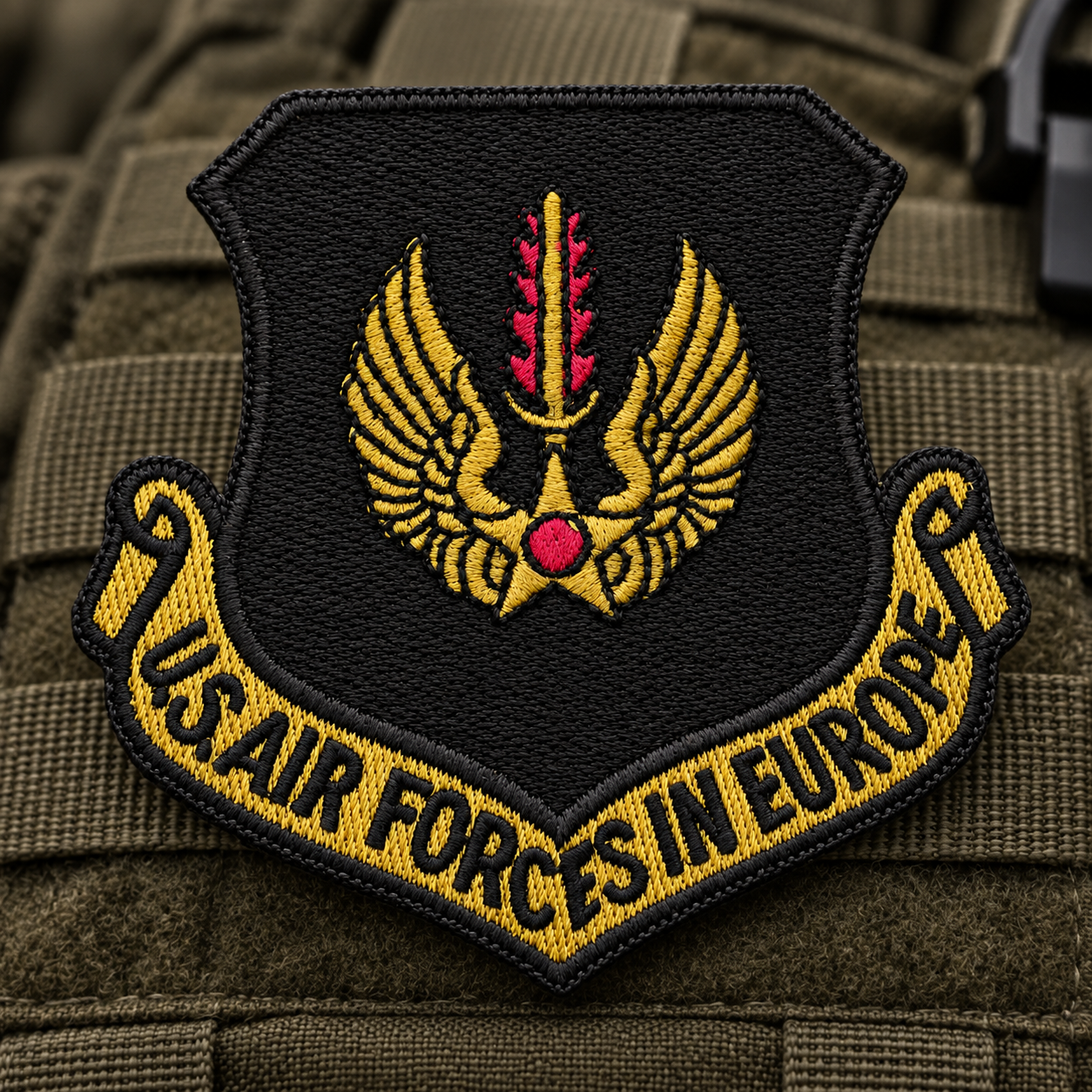 Jungtinių Valstijų kariuomenės USAFE oro pajėgų Europoje antsiuvas