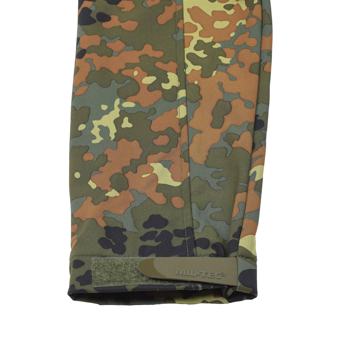 MIL-TEC Softshell atsparus vandeniui taktinis švarkas Flecktarn marginimo