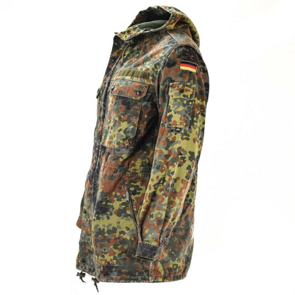 Vokiečių kariuomenės parka striukė su kapišonu flecktarn