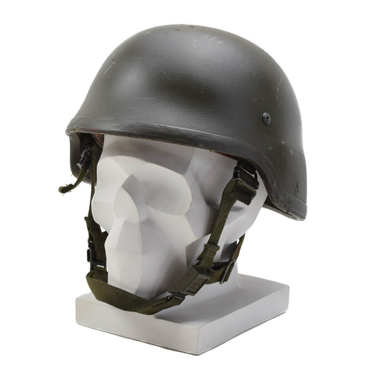 Vokietijos kariuomenės M92 balistinis šalmas iš kevlaro alyvuogių