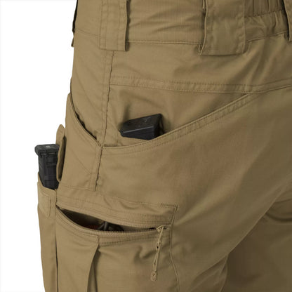 Helikon-Tex UTS šortai su kišenėmis AR15 dėtuvems juodi