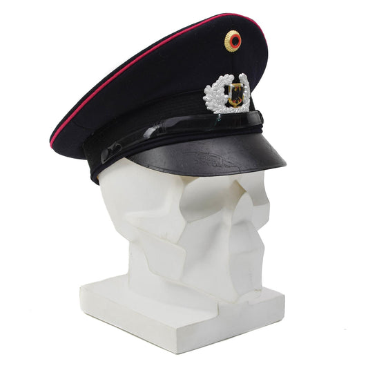 Vokietijos ugniagesių brigados kepurė su kokarda BGS ženkleliu mėlyna